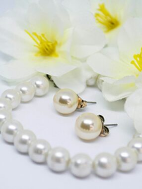 naszyjnik i kolczyki perłowe