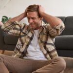 Czy oglądanie filmów z napisami pomaga w nauce języków?